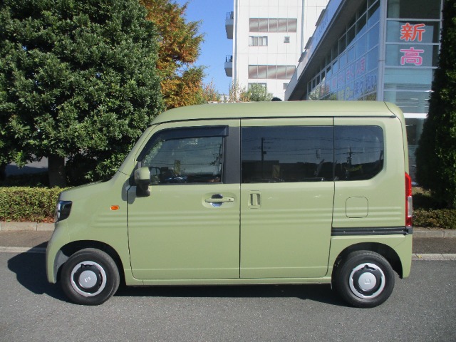 Honda N-VAN 12
