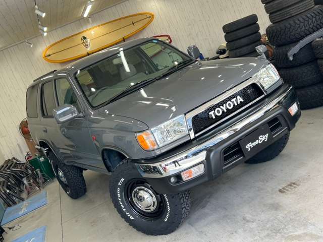 Toyota Hilux Surf 3