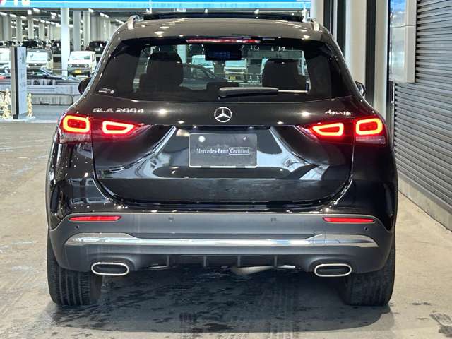 Mercedes-Benz GLA-Class 5