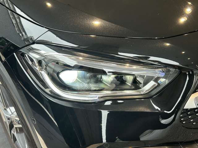 Mercedes-Benz GLA-Class 8