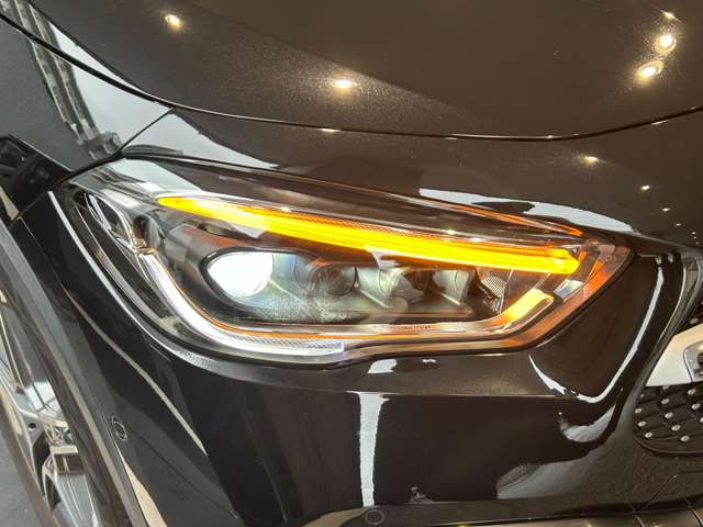 Mercedes-Benz GLA-Class 9