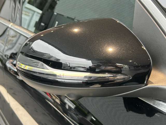 Mercedes-Benz GLA-Class 10