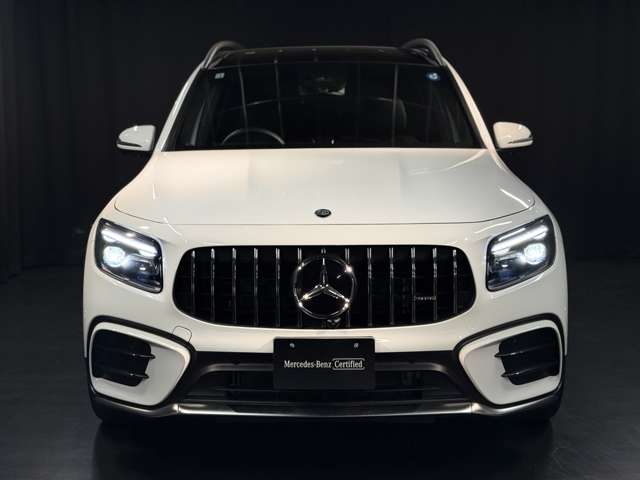 Mercedes-Benz GLB 4