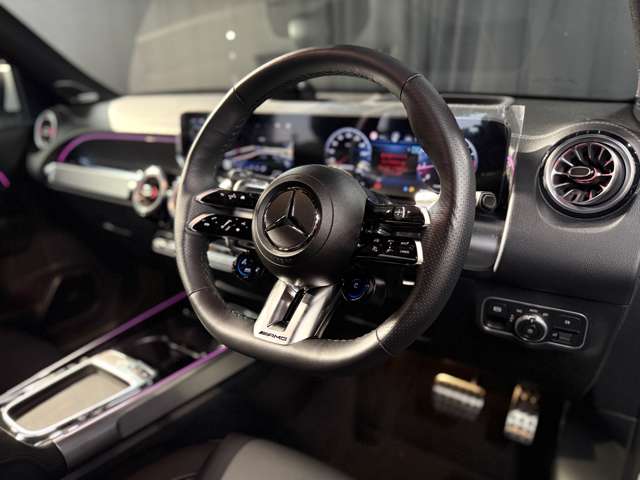 Mercedes-Benz GLB 7