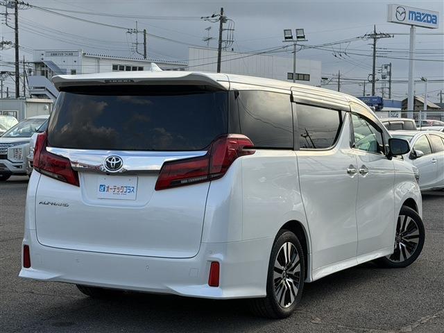 Toyota Alphard 7
