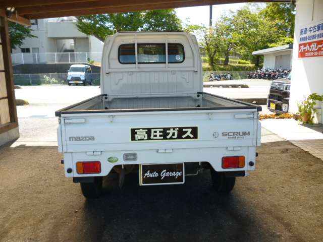 Mazda Scrum Truck 5
