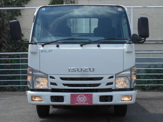 Isuzu Elf 2