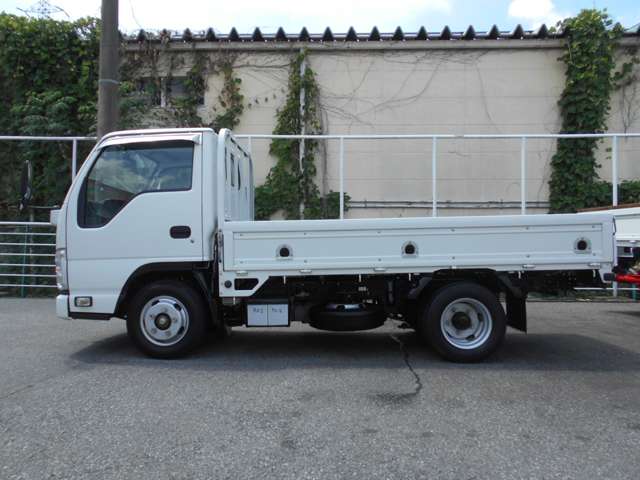 Isuzu Elf 4