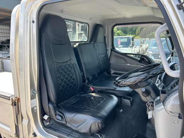 Mitsubishi Fuso Canter 11