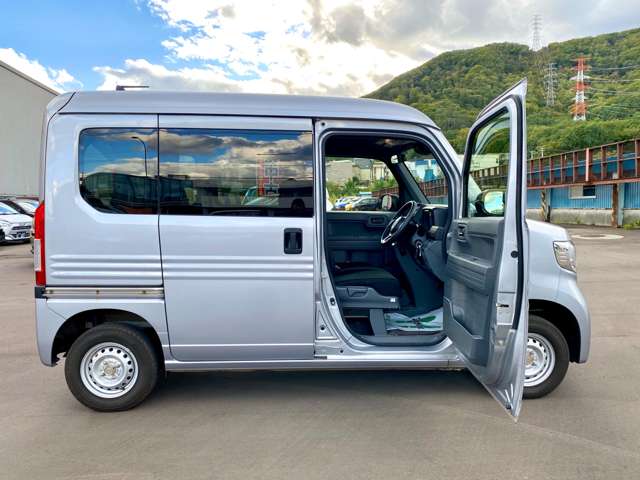 Honda N-VAN 11