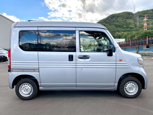 Honda N-VAN 10