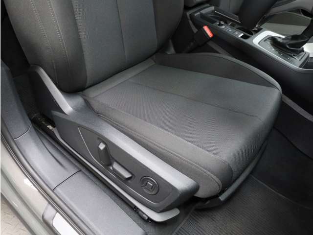 Audi Q3 11