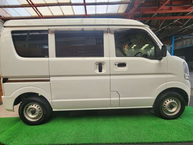 Suzuki Every 8
