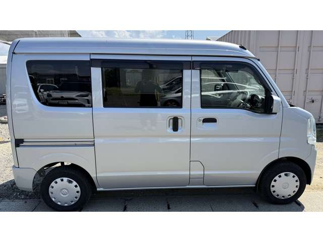 Suzuki Every 8