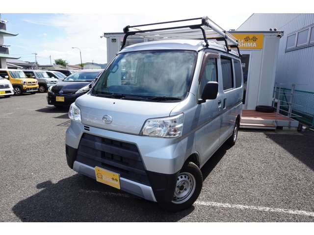 Daihatsu Hijet Cargo 2
