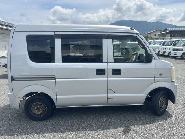 Suzuki Every 8