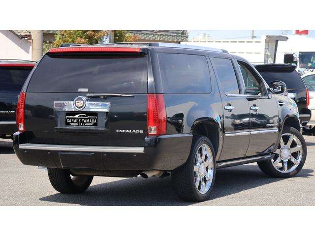 Cadillac エスカレード 9