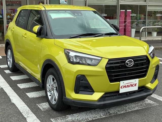 Daihatsu Rocky 7