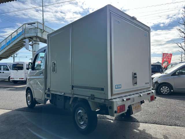 Mazda Scrum Truck 7