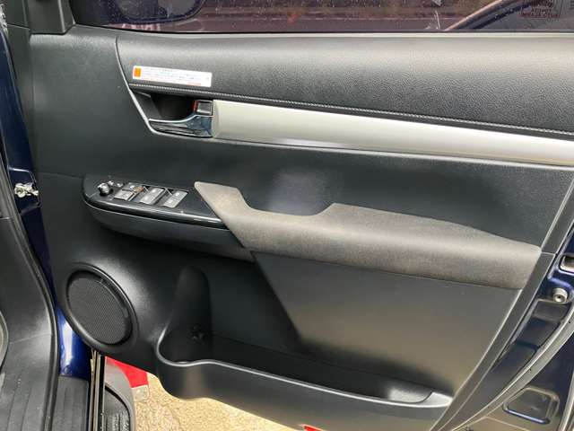 Toyota Hilux 12