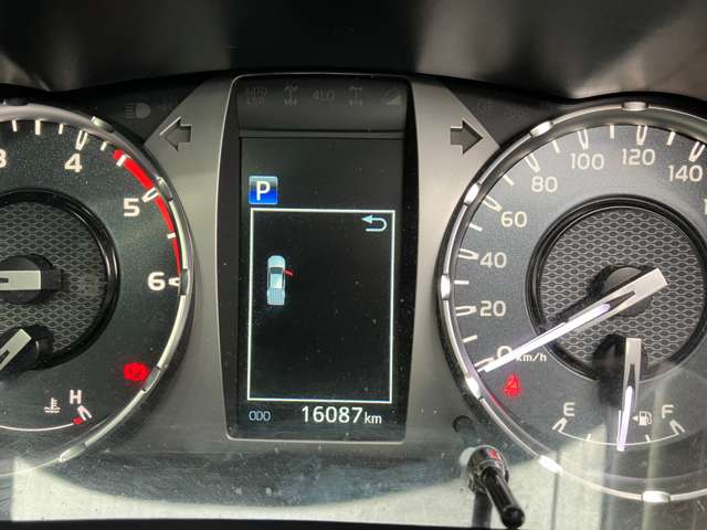 Toyota Hilux 9