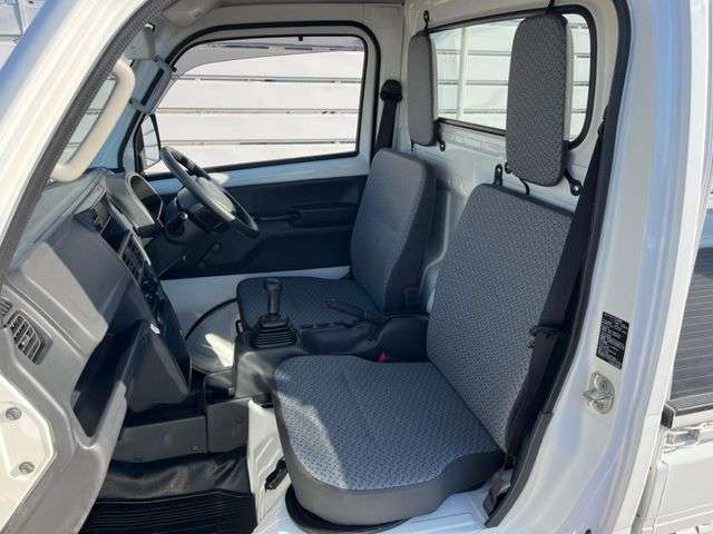 Mazda Scrum Truck 8