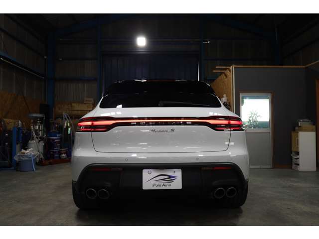 Porsche Macan 12