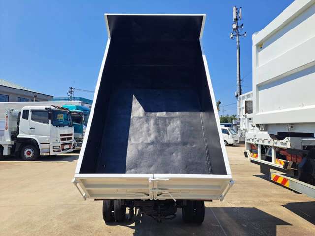 Mazda Bongo Truck 11