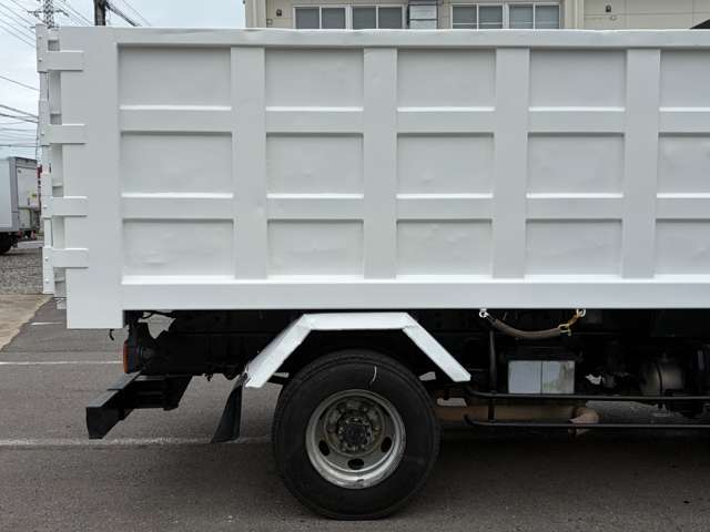 Hino Ranger 8