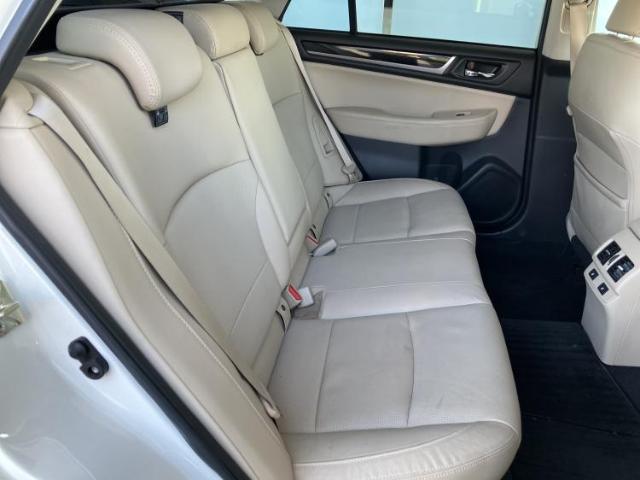 Subaru Legacy Outback 7