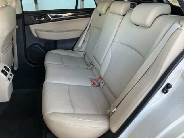 Subaru Legacy Outback 9