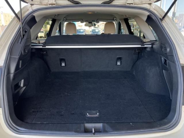 Subaru Legacy Outback 10