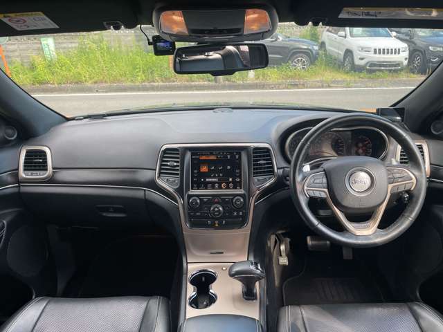 Jeep Grand Cherokee 4