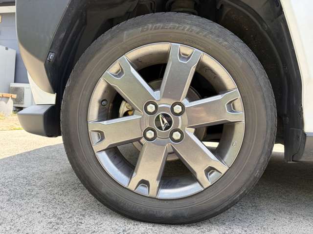Daihatsu Taft 12