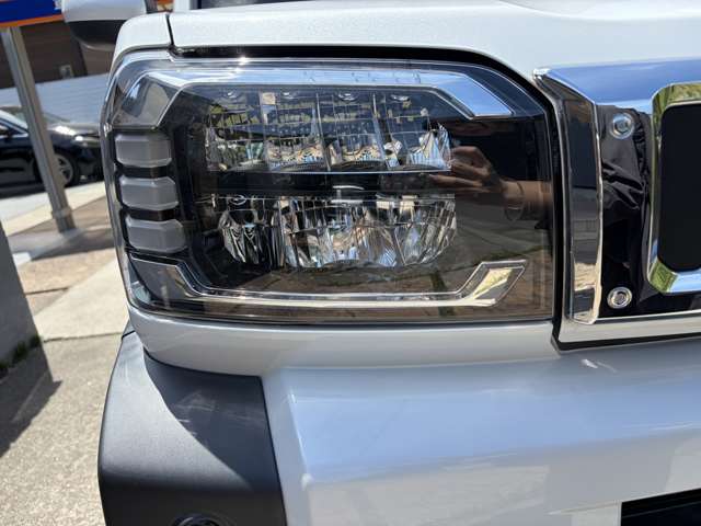 Daihatsu Taft 5