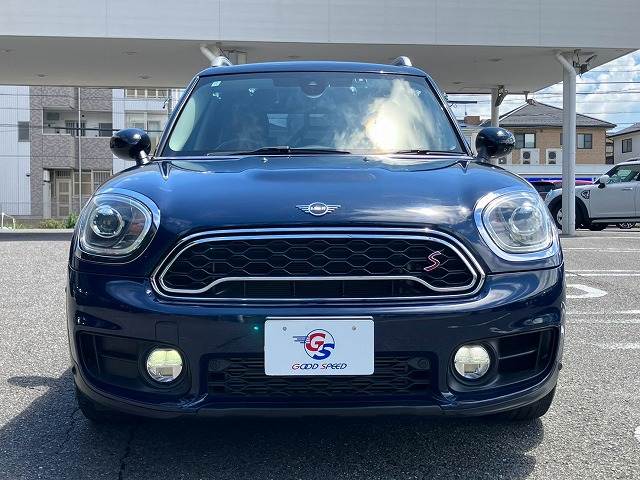 MINI Crossover 10