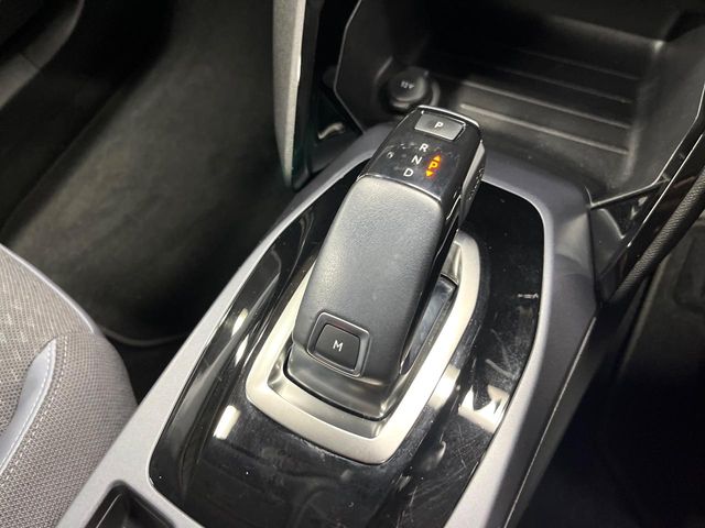 Peugeot SUV 2008 12