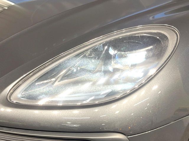 Porsche Macan 9