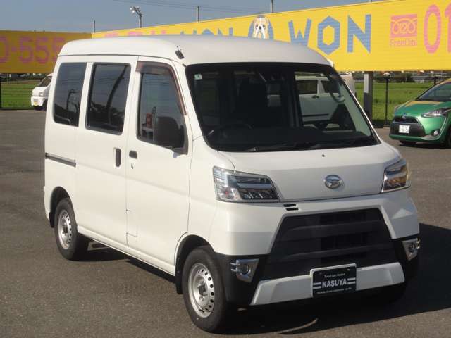 Daihatsu Hijet Cargo 5