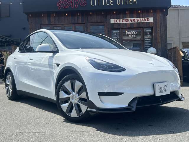 Tesla Model Y 7
