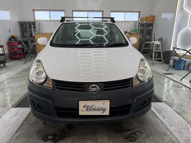 Nissan AD 7