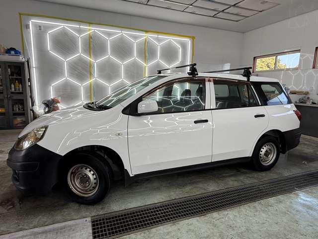 Nissan AD 9