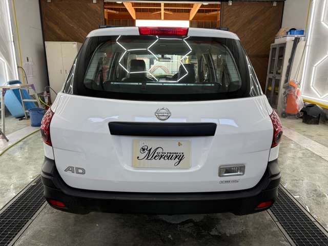Nissan AD 10