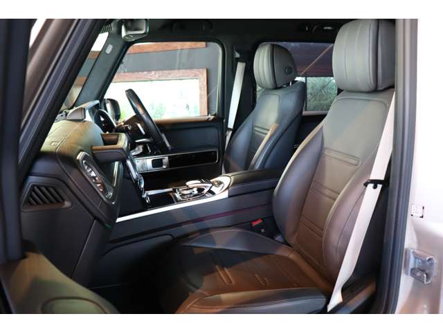 Mercedes-Benz G-Class 11