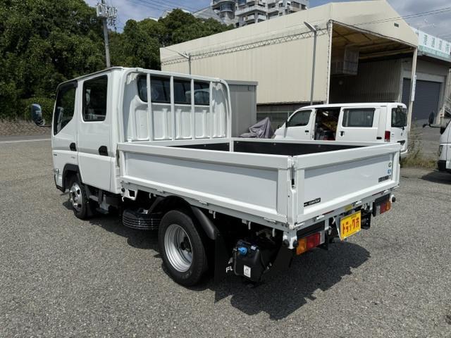 Mitsubishi Fuso Canter 4