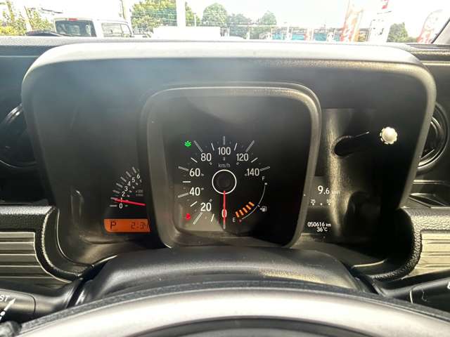Honda N-VAN 8
