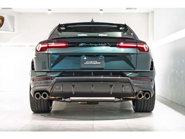 Lamborghini ウルス 6