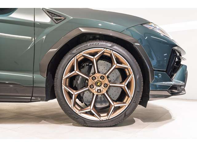 Lamborghini ウルス 10