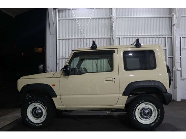 Suzuki Jimny 4