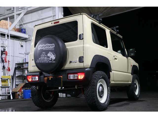 Suzuki Jimny 5